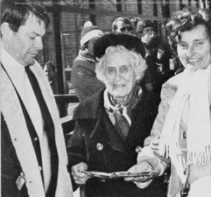 APTA President Richard Hornigold presenting silver trays to Mary Blanchard and Do Cogswell Deland at the Golden Anniversary Nationals in 1978.